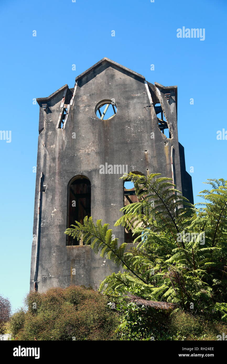 Heritage Cornish pumping house at the Martha Mine in the gold mining town, Waihi, New Zealand Stock Photo