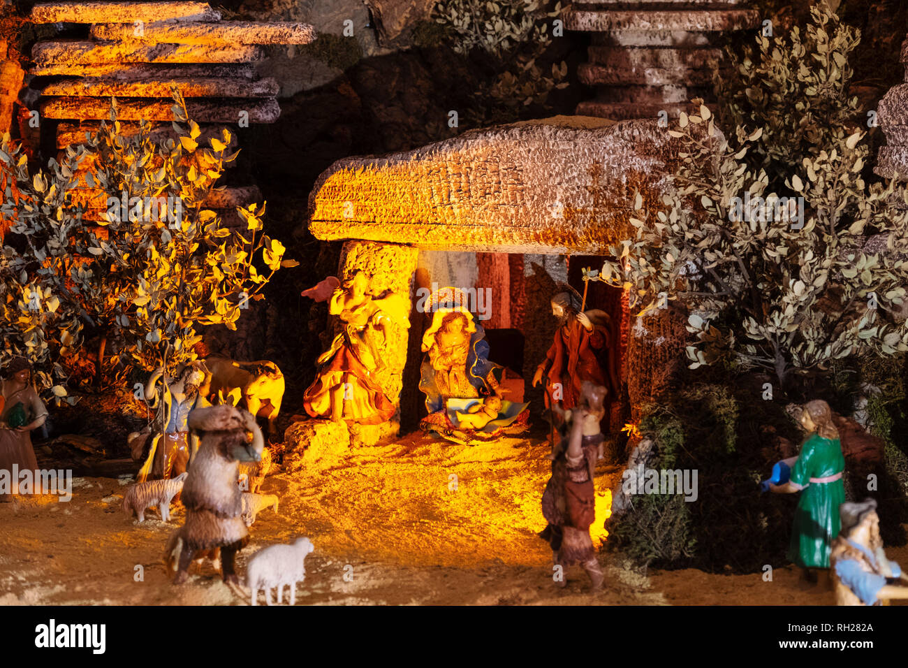 Spain religion christianity catholicism tradition traditional catholic ...