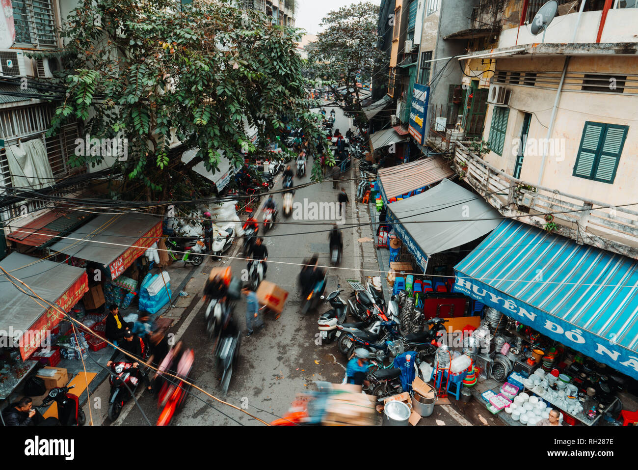 Hanoi'ing traffic, Vietnam. : r/WTF