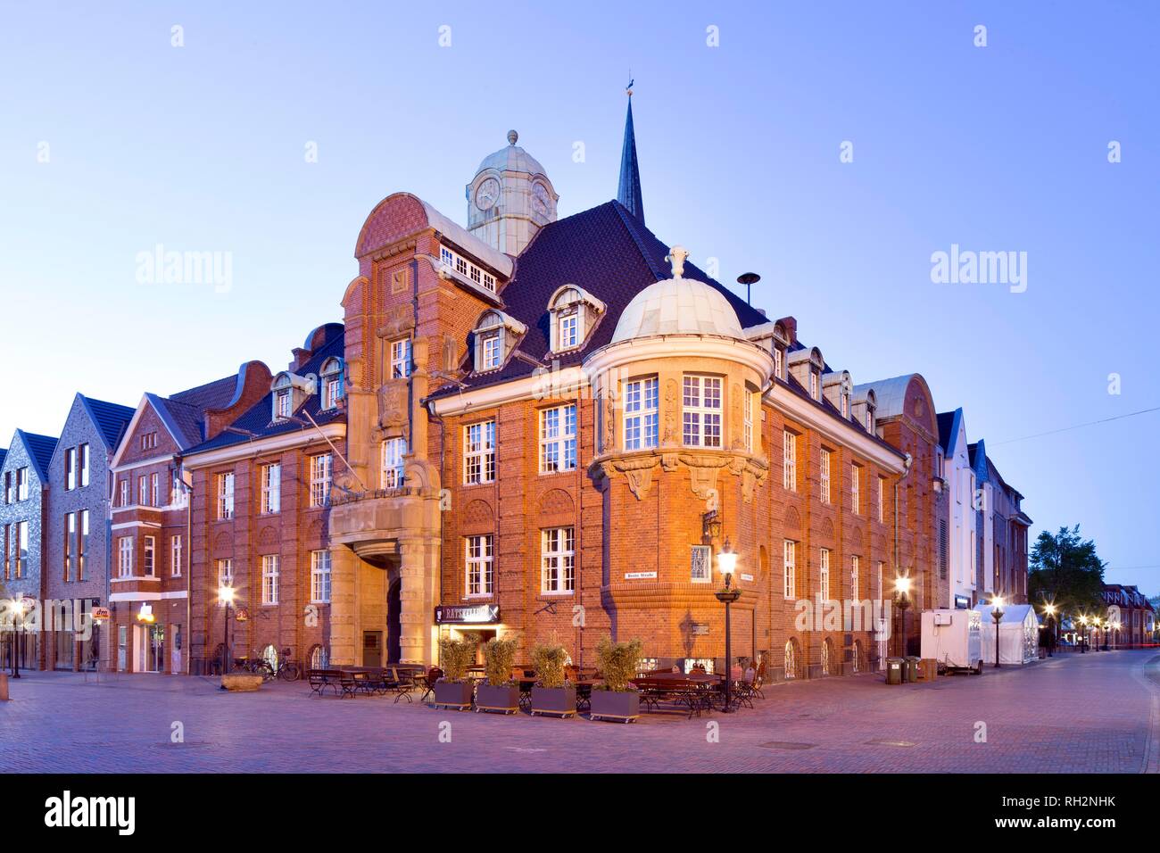 City Hall of 1911, Buxtehude, Lower Saxony, Germany Stock Photo