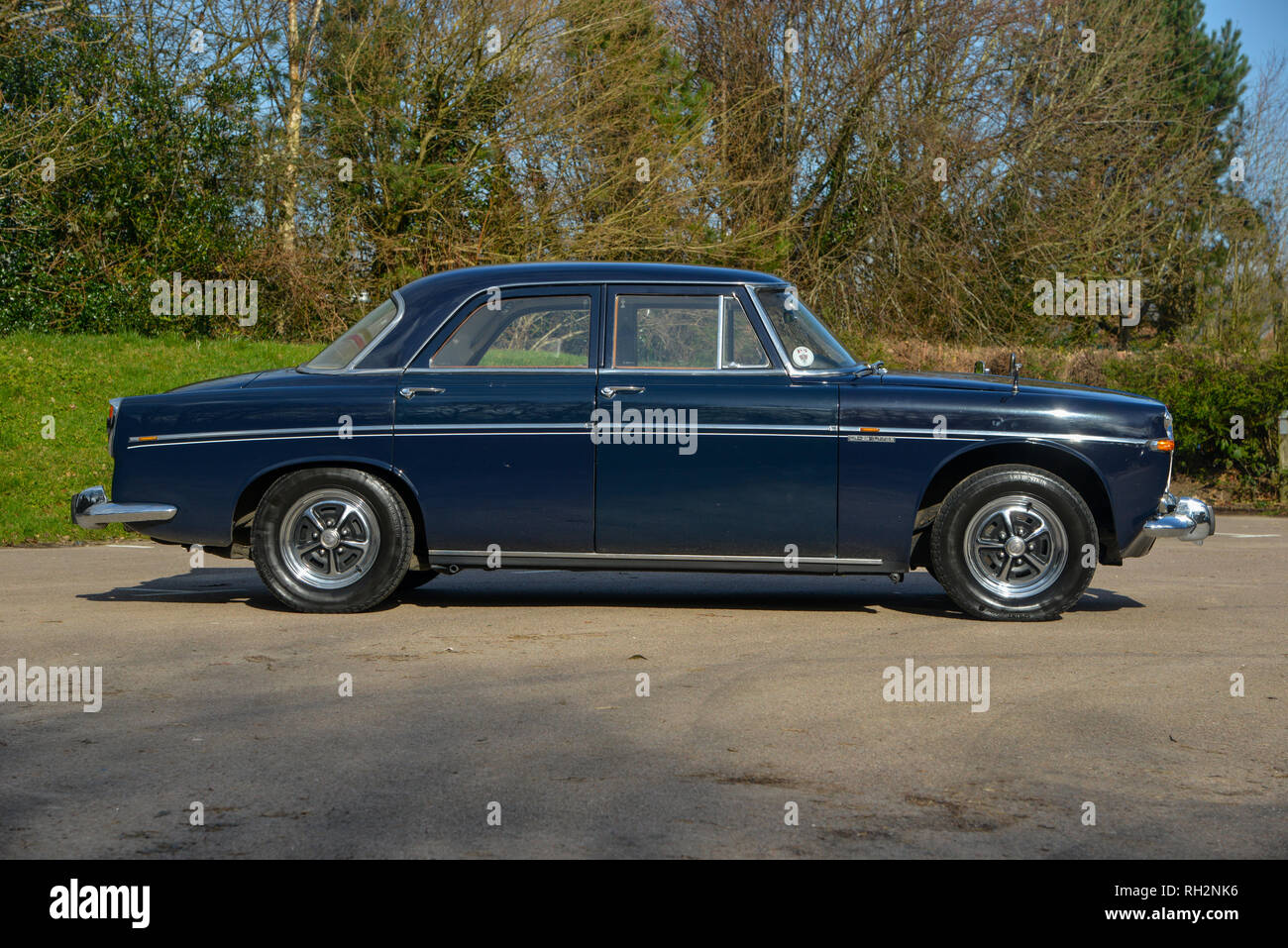 Rover saloon hi-res stock photography and images - Alamy