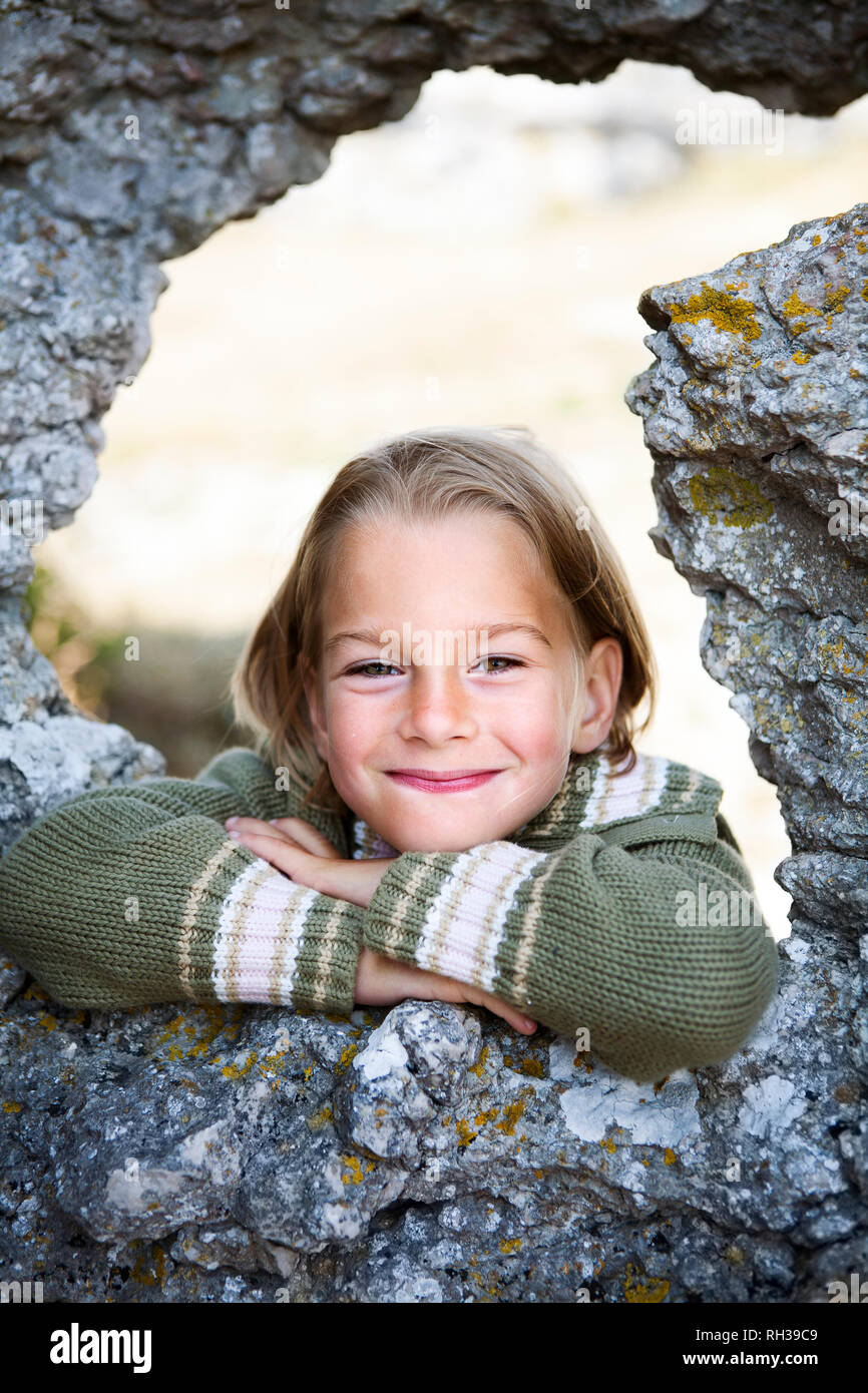 Portrait of smiling girl Stock Photo - Alamy
