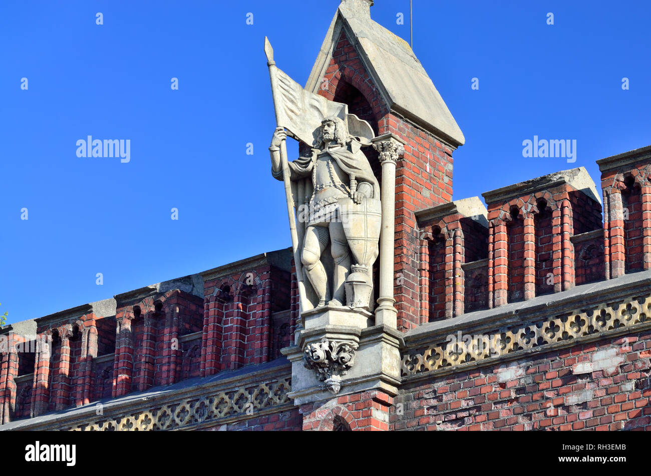 Sculpture of commander Friedrich von Zollern on the Friedland Gate