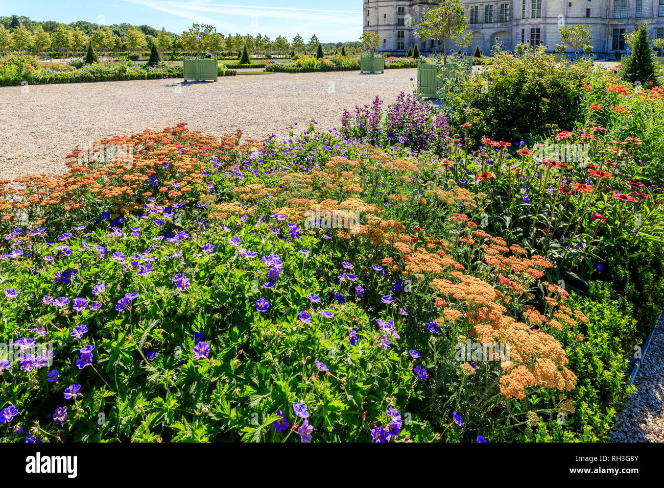 France, Loir et Cher, Chambord, Chambord castle, the French formal garden, or the jardin a la française //  France, Loire-et-Cher (41), Chambord, chât Stock Photo