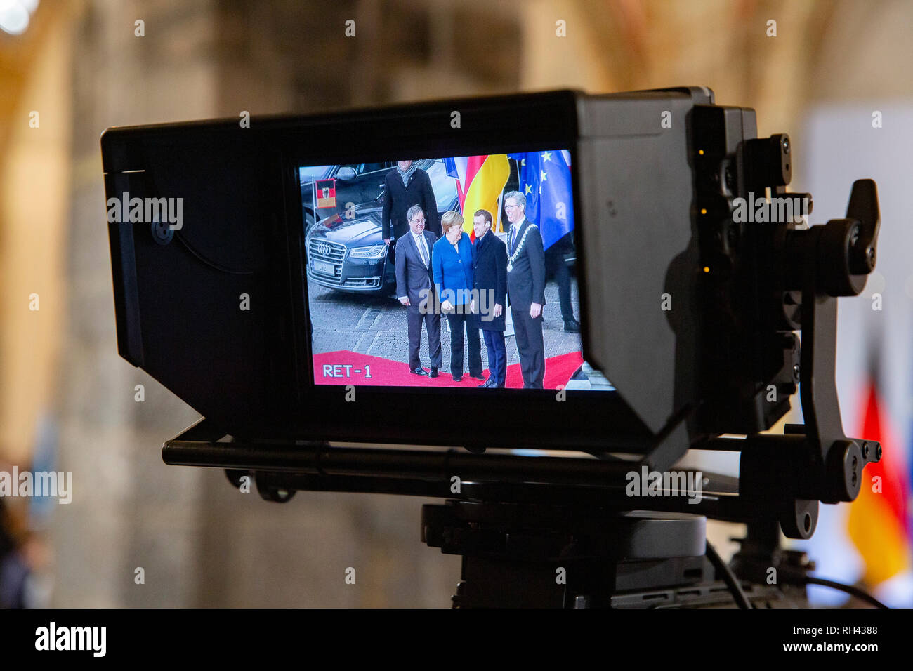Kamerateam im Krönungssaal der Erneuerung des deutsch-französischen Freundschaftsvertrages im Rathaus. Aachen, 22.01.2019 Stock Photo