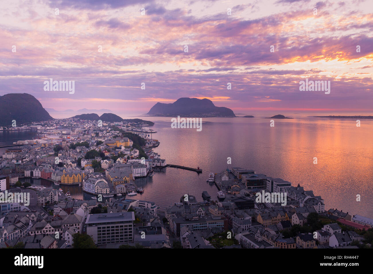 Sunnmore district sunnmore hi-res stock photography and images - Alamy