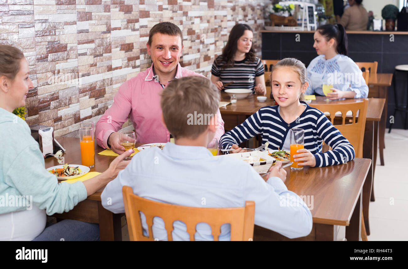 Russian family hi-res stock photography and images - Alamy