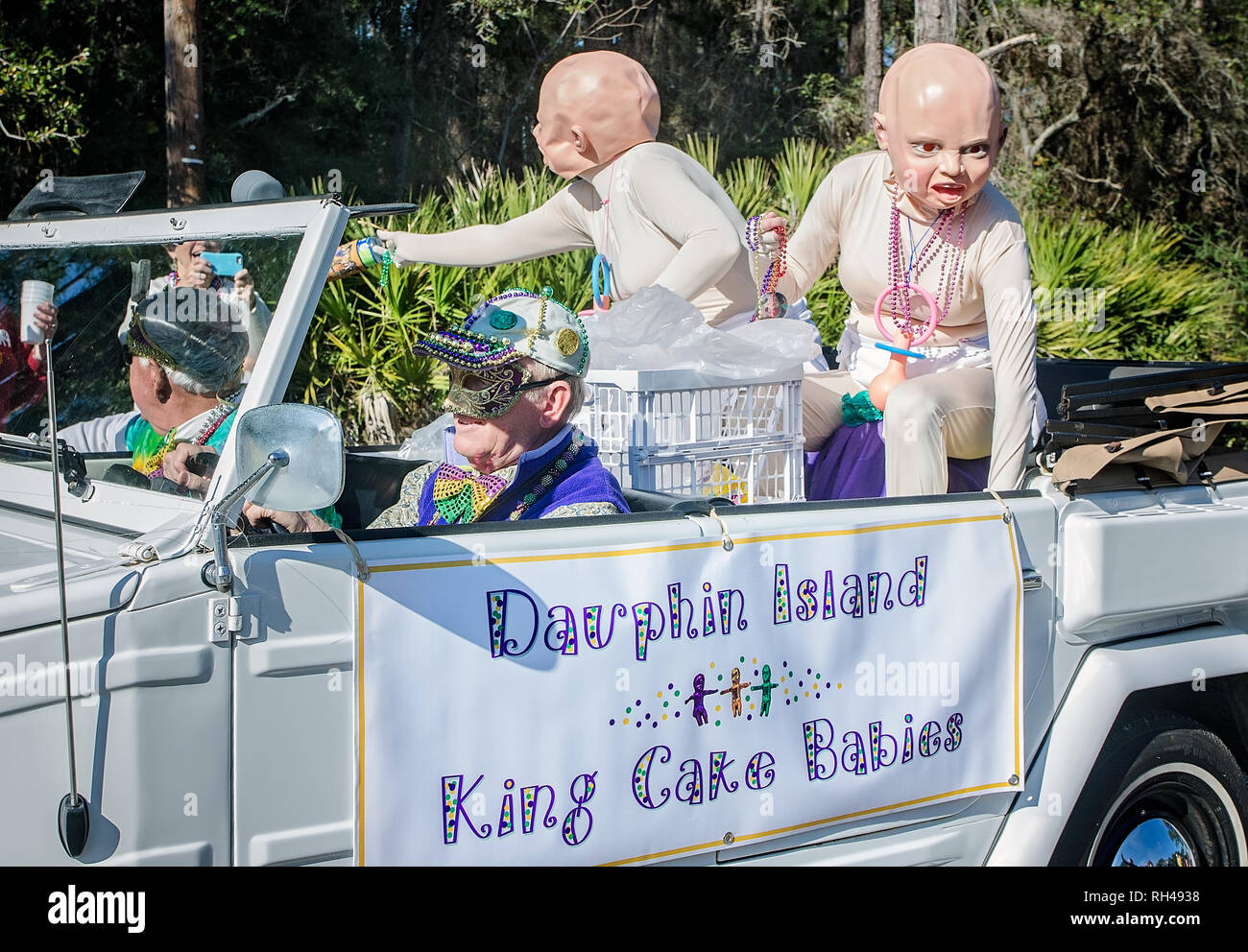 mardi gras parade on dauphin island
