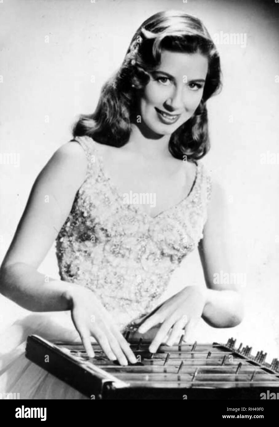 SHIRLEY ABICAIR Promotional photo of Australian singer with her zither Stock Photo