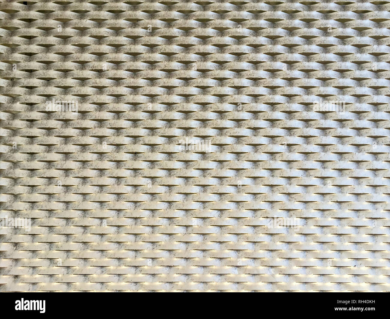 Metal grid pattern hi-res stock photography and images - Alamy