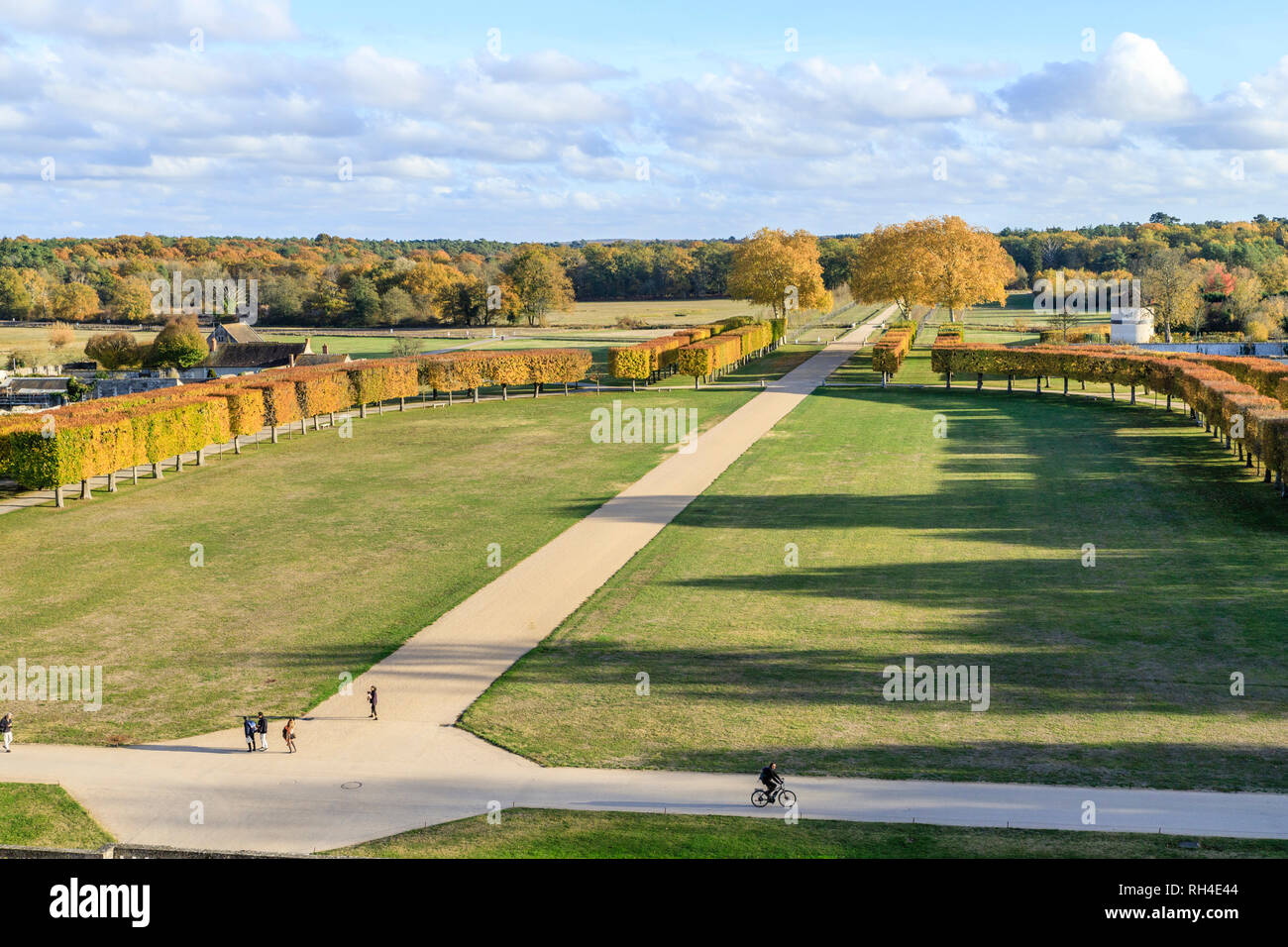 France, Loir et Cher, Chambord, Chambord castle, axis of the park to the southeast seen from the terrace in autumn //  France, Loire-et-Cher (41), Cha Stock Photo