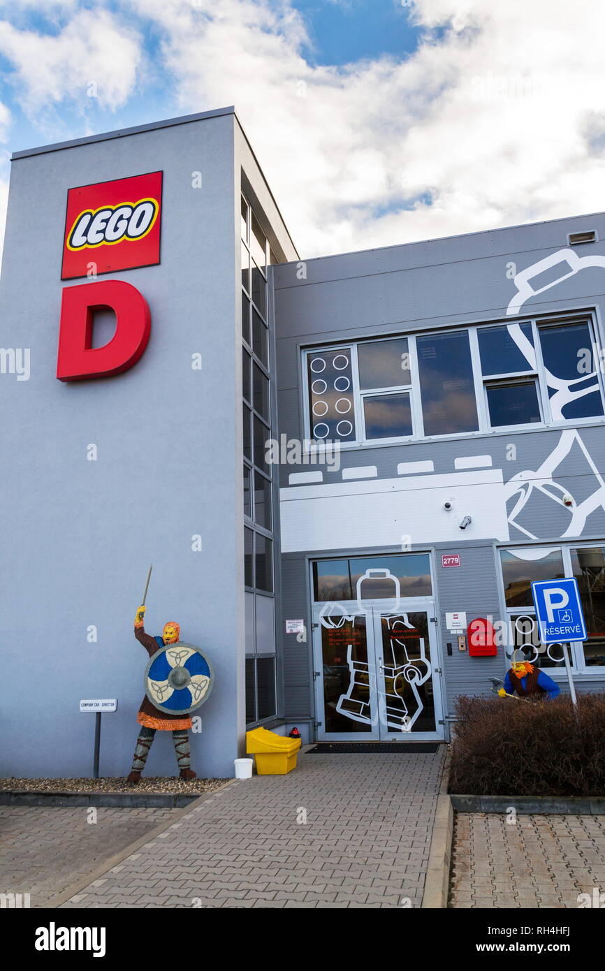 KLADNO, CZECH REPUBLIC - DECEMBER 4 2018: The Lego Group company logo on production factory building on December 4, 2018 in Kladno, Czech Republic. Stock Photo