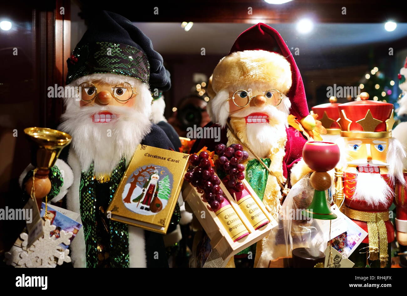 Wilton, CT USA. Nov 2018. Cute Santa nutcracker figures on a fireplace mantle at a nice local Christmas theme store. Stock Photo