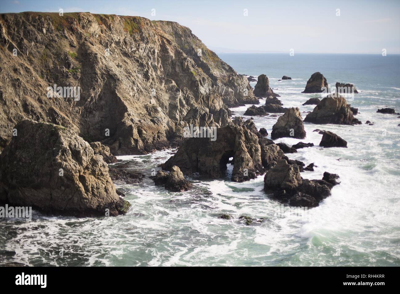 Rugged cliffs united states hi-res stock photography and images - Alamy