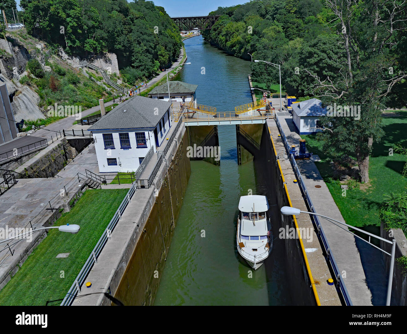 lock gate with boat on the Erie Canal near Lockport, New York Stock Photo