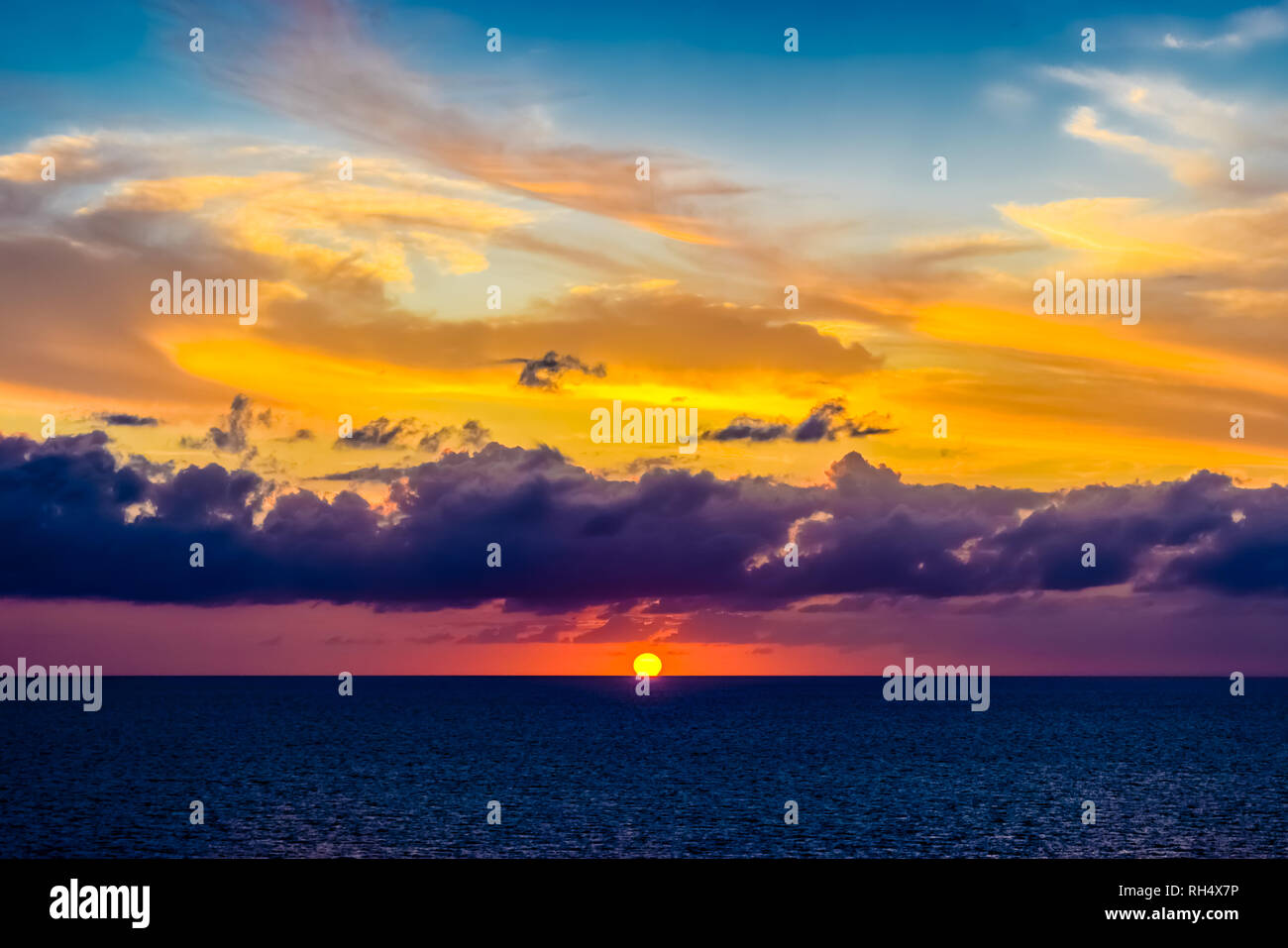 Amazing breathtaking colors of light in the sky at sunset in the Caribbean Stock Photo Alamy Amazing breathtaking colors of light in the sky at sunset in the Caribbean Stock Photo Alamy