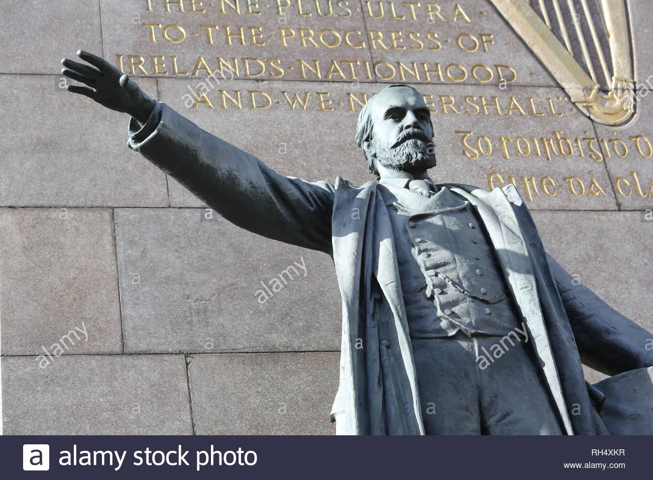 A partial shot of the Parnell monumwnt in Dublin to the failed leader of the Irish Home Rule movement C.S. Parnell Stock Photo