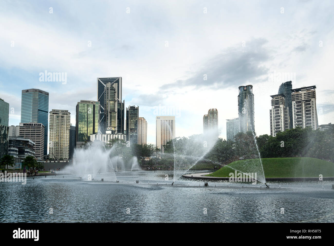 The fountains in KLCC park in Kuala Lumpur, Malaysia Stock Photo Alamy