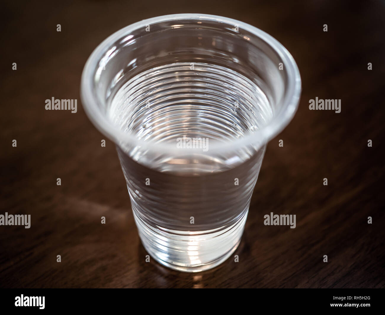 Table Water Dispenser High Resolution Stock Photography And Images Alamy Table Water Dispenser High Resolution Stock Photography And Images Alamy