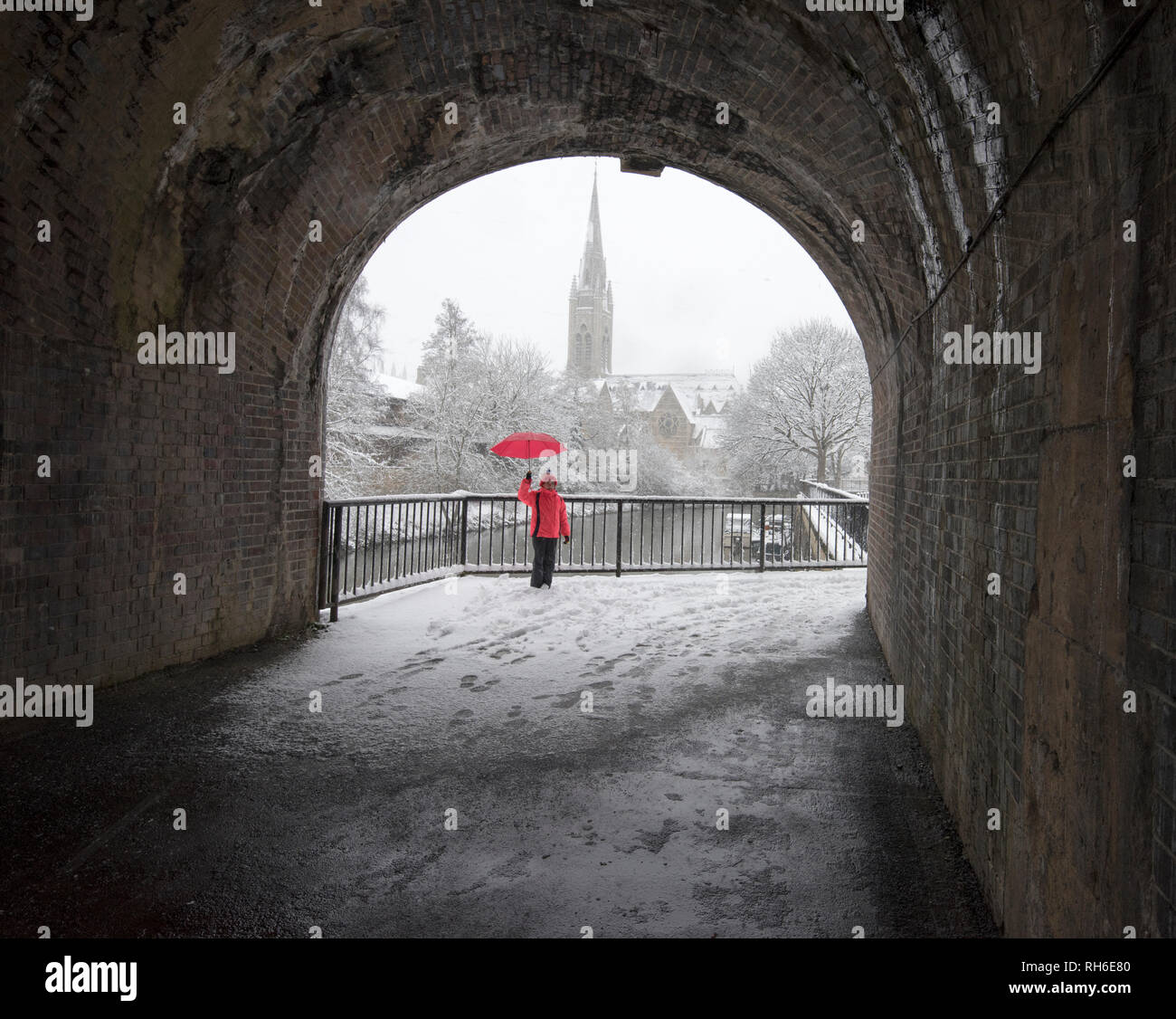 UK weather: Bath, Somerset, England, 1st February 2019. Heavy snow brings the city to a ...