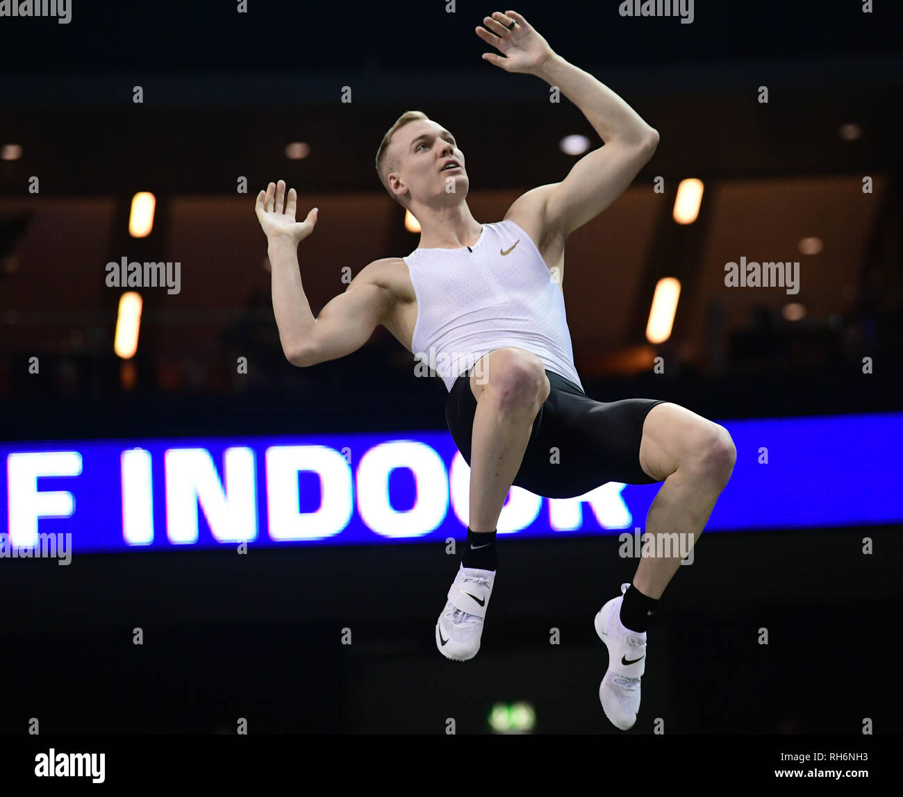 Berlin, Germany. 01st Feb, 2019. ISTAF Indoor, pole vault, men, in the Mercedes-Benz Arena: Sam Kendricks (USA) jumps. Credit: Soeren Stache/dpa/Alamy Live News Stock Photo