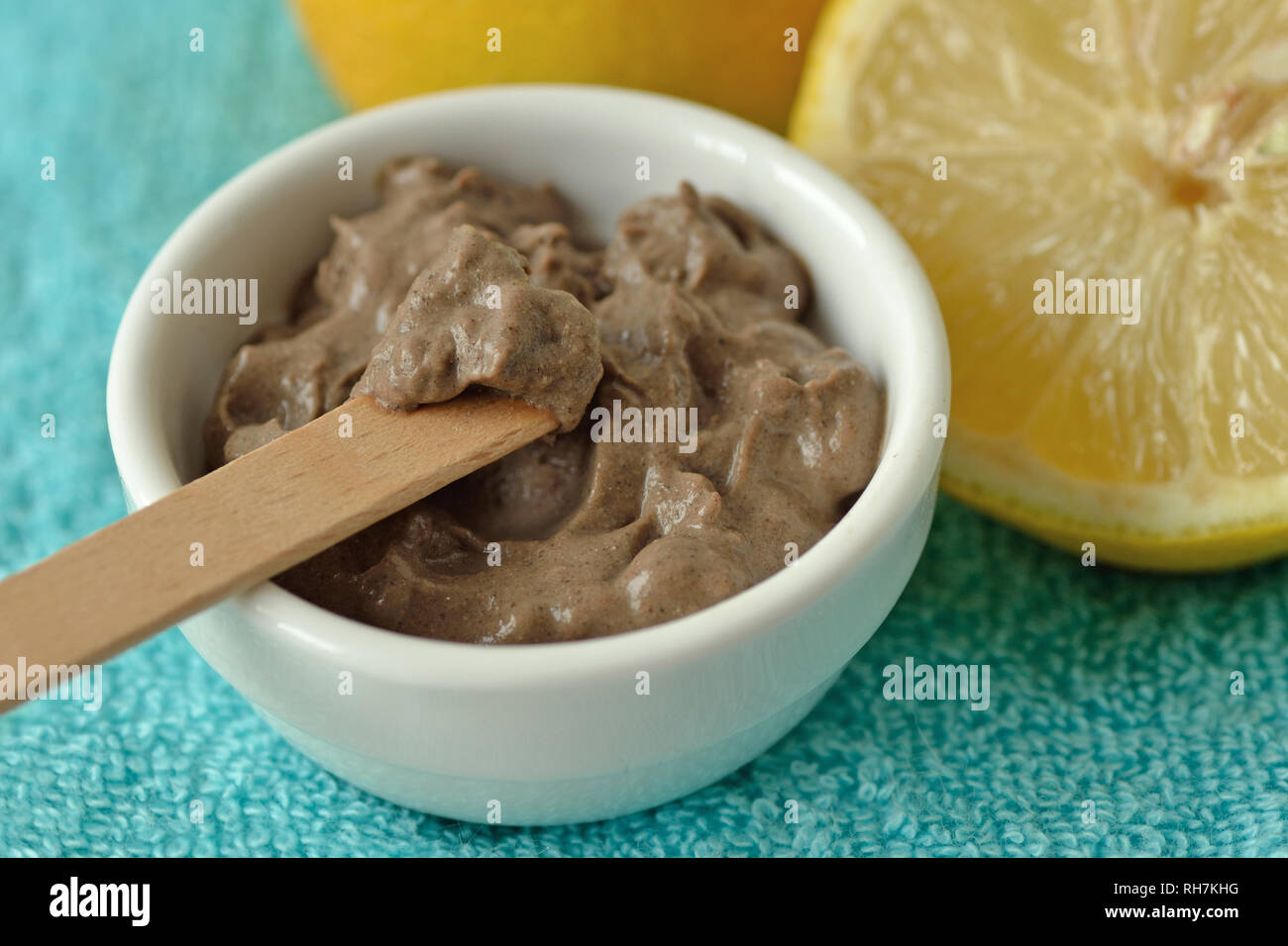 Pure Clay Mask High Resolution Stock Photography and Images - Alamy