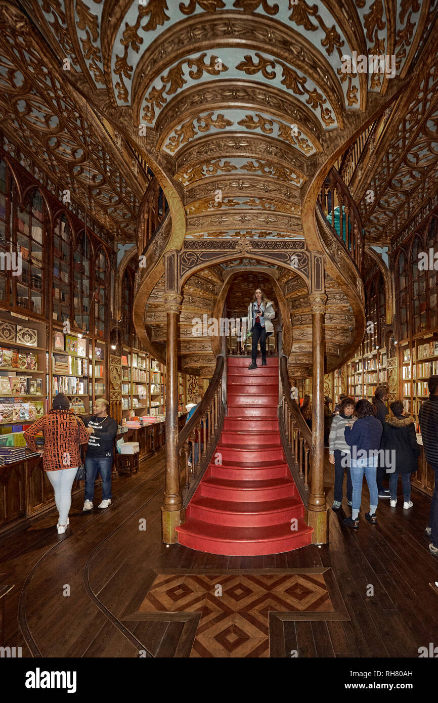 Library Lello and Irmao a bookstore that has served as a stage for some  scenes in films like Harry Potter in the city of Porto, Portugal, Europe  Stock Photo - Alamy