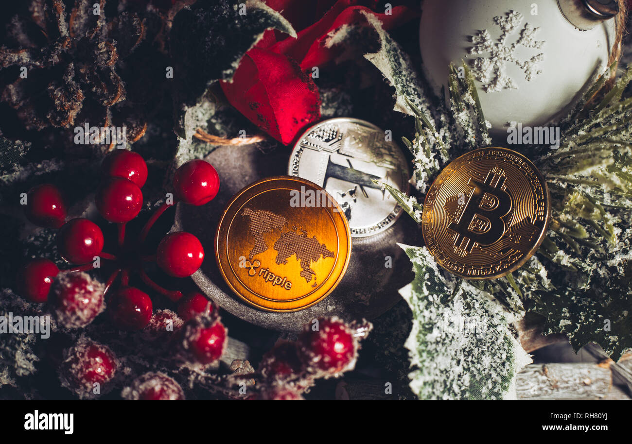 Digital currency with xmas decoration on christmas background. Crypto  currency christmas snow composition. Litecoin, ripple and bitcoin Stock  Photo - Alamy