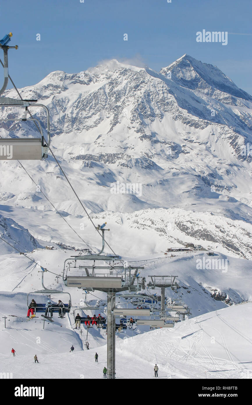 Skiing in Val d'Isere, French Alps, Savoie, France Stock Photo Alamy