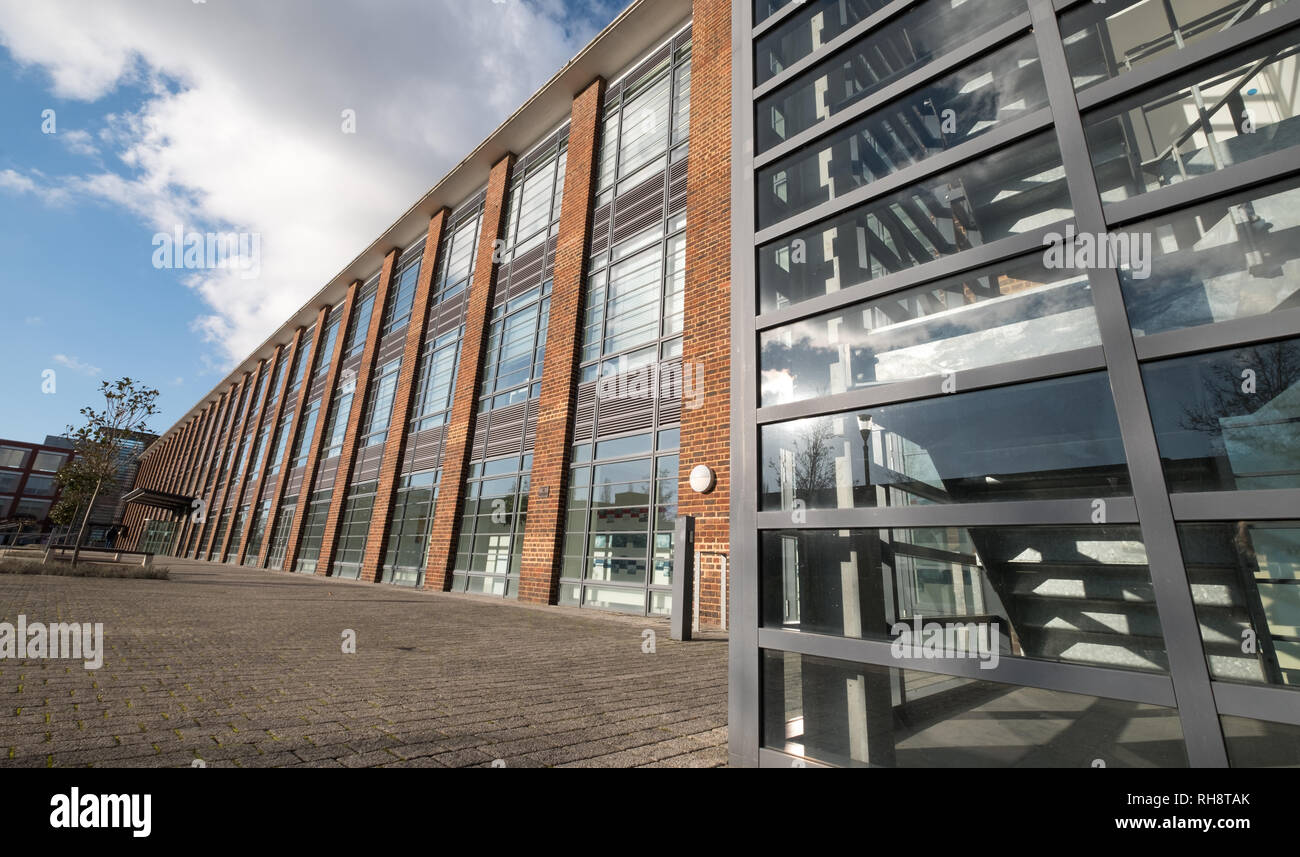 The Hub, serviced offices in a renovated art deco style building on Farnborough Business Park