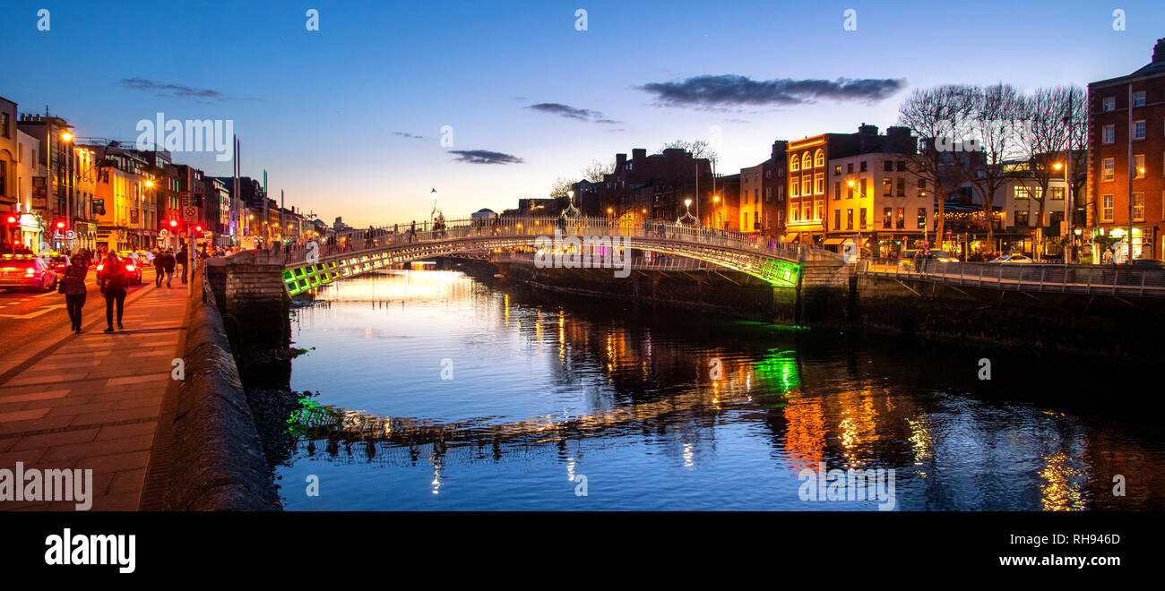 The Ha.penny Bridge over the River Liffey at Temple Bar Dublin Stock Photo