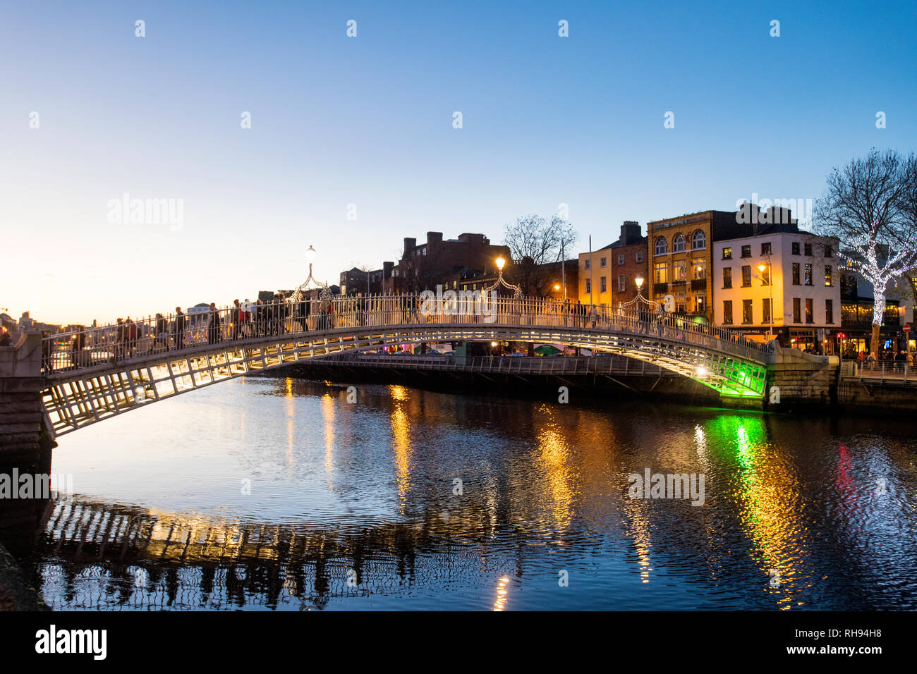 The Ha.penny Bridge over the River Liffey at Temple Bar Dublin Stock Photo