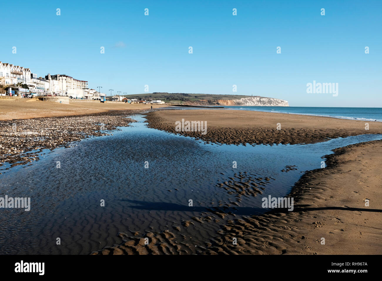 Sandown beach, Sandown Bay, Sandown, Isle of Wight, England, UK. View towards Culver down and chalk cliffs to the north. Stock Photo