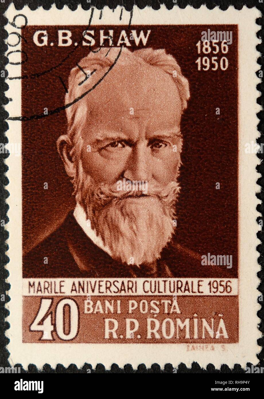 George Bernard Shaw, an Irish playwright, critic, polemicist and political activist. portrait on a Romanian stamp, Romania Stock Photo