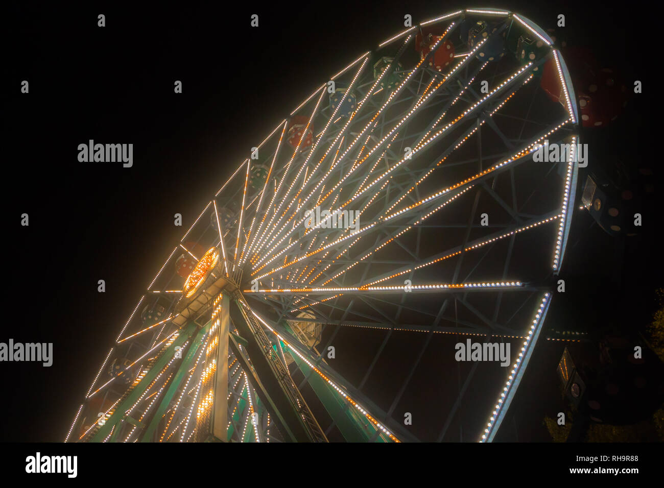 Beautiful glowing ferris wheel hi-res stock photography and images - Alamy
