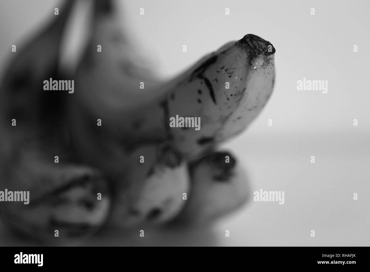 Black bananas hi-res stock photography and images - Alamy