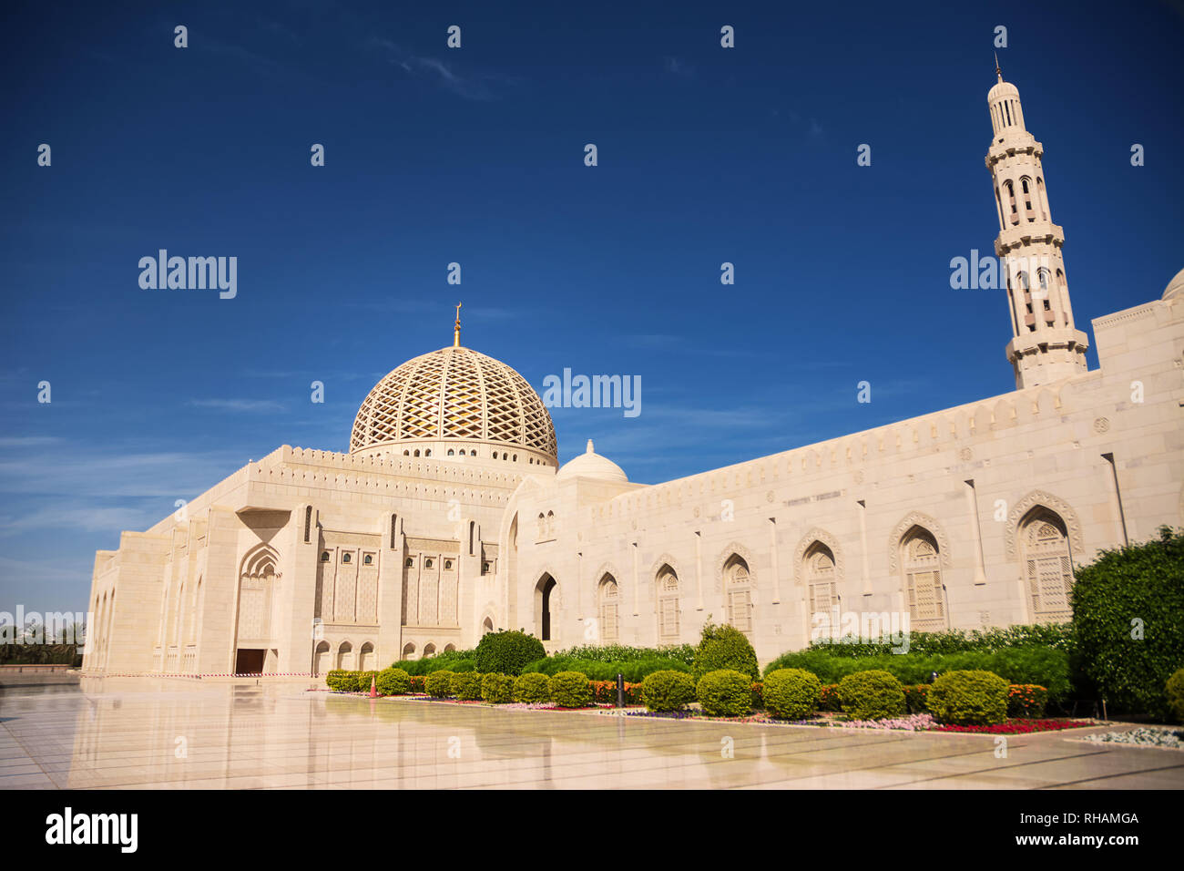 Dome and minaret of Sultan Qaboos Grand Mosque in Muscat (Oman) Stock Photo