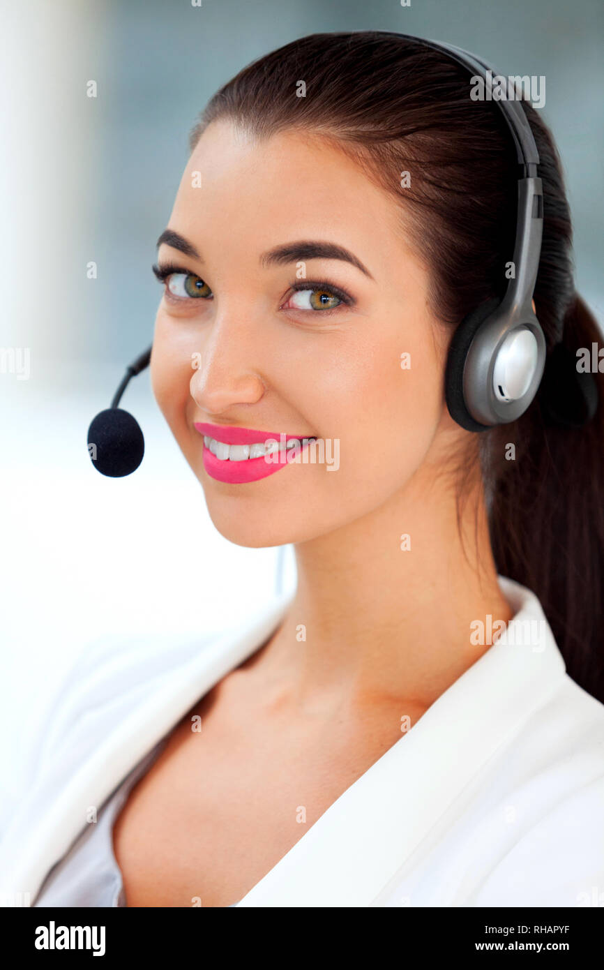 Pretty girl call center operator hi-res stock photography and images ...