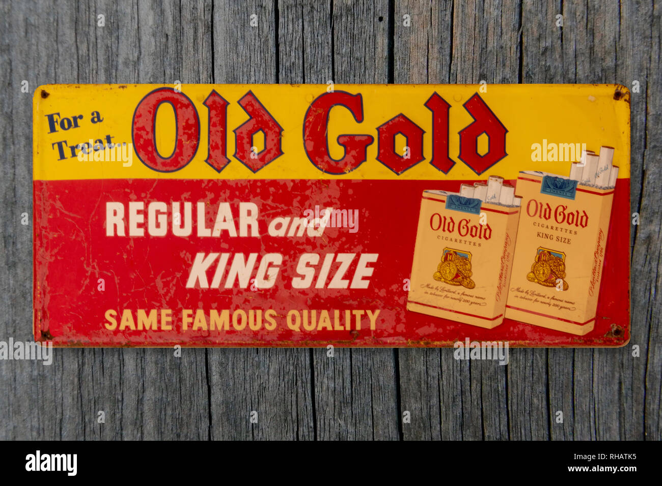 Old cigarette tin hi-res stock photography and images