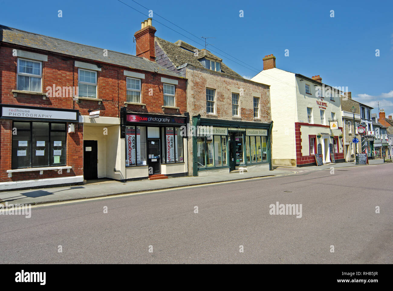 Cricklade high street hi-res stock photography and images - Alamy