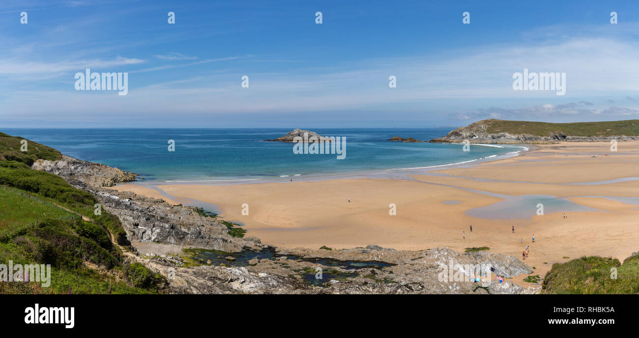 Sweeping Golden Sands, on the beautiful and stunning North Cornwall coast at Crantock Beach, Cornwall, UK Stock Photo