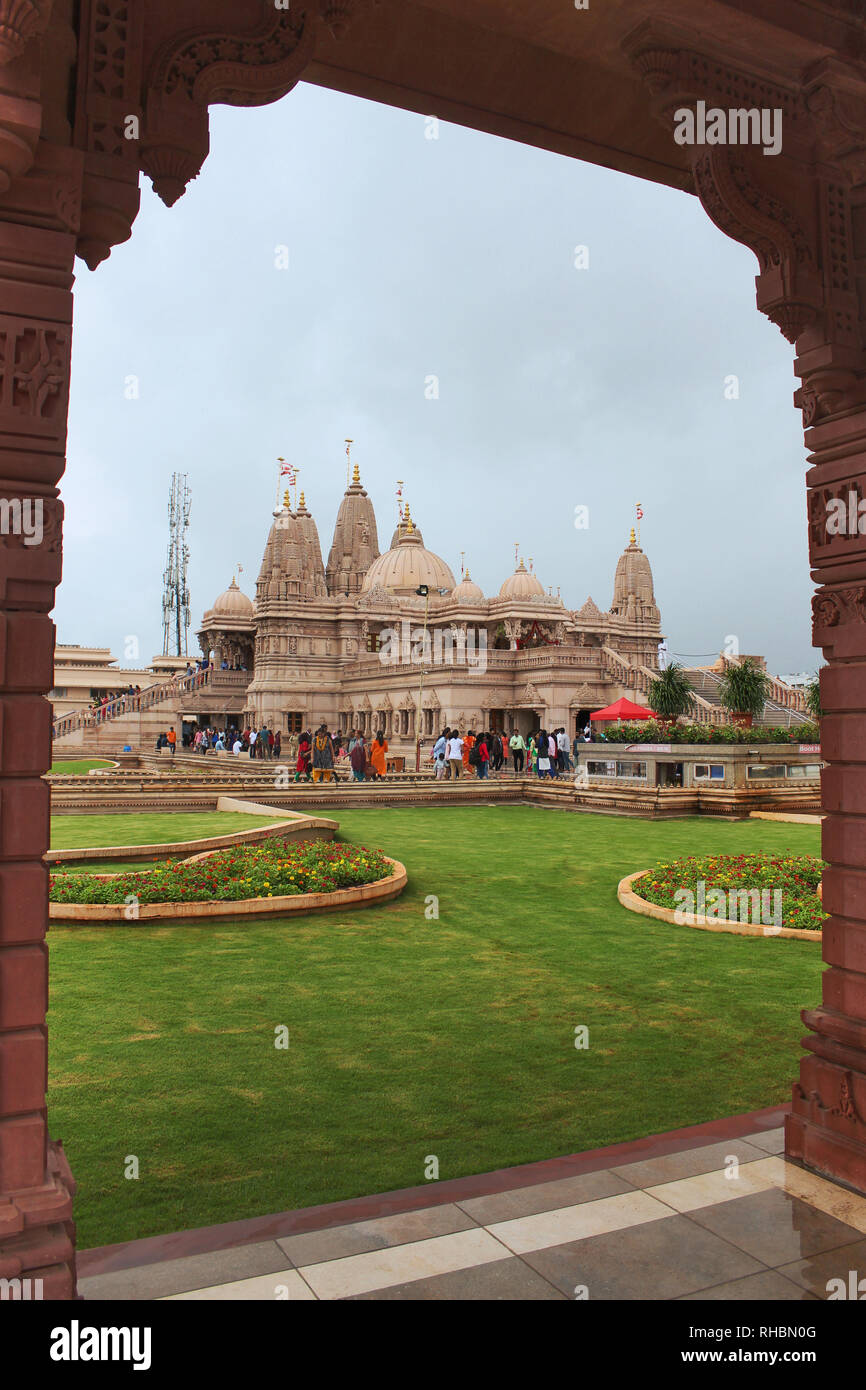 NARHE, PUNE, MAHARASHTRA, September 2018, Devotee at BAPS, Shri Swaminarayan mandir at Mumbai-Bengaluru national highway 4 Stock Photo