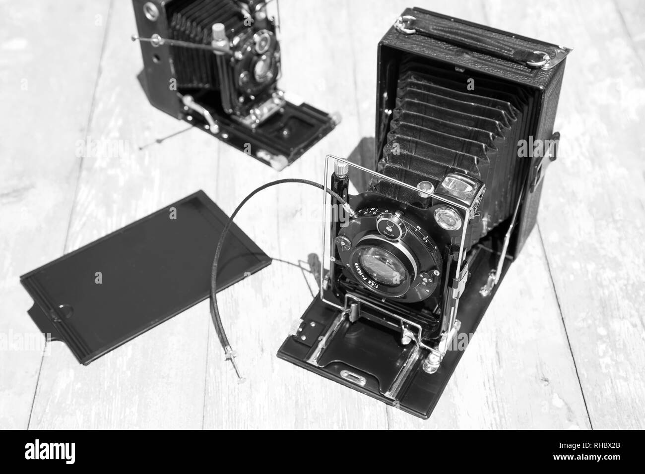 Vintage cameras Black and White Stock Photos & Images Alamy