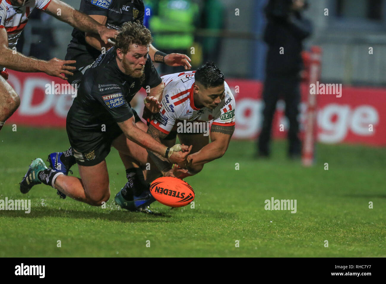 Hull, UK. 1st February 2019, KCOM Craven Park, Hull, England; Betfred Super League, Round 1, Hull KR vs Hull FC ; Junior Vaivai (19) of Hull KR fails to touch the ball, no try Credit: Mark Cosgrove/News Images Credit: News Images /Alamy Live News Stock Photo