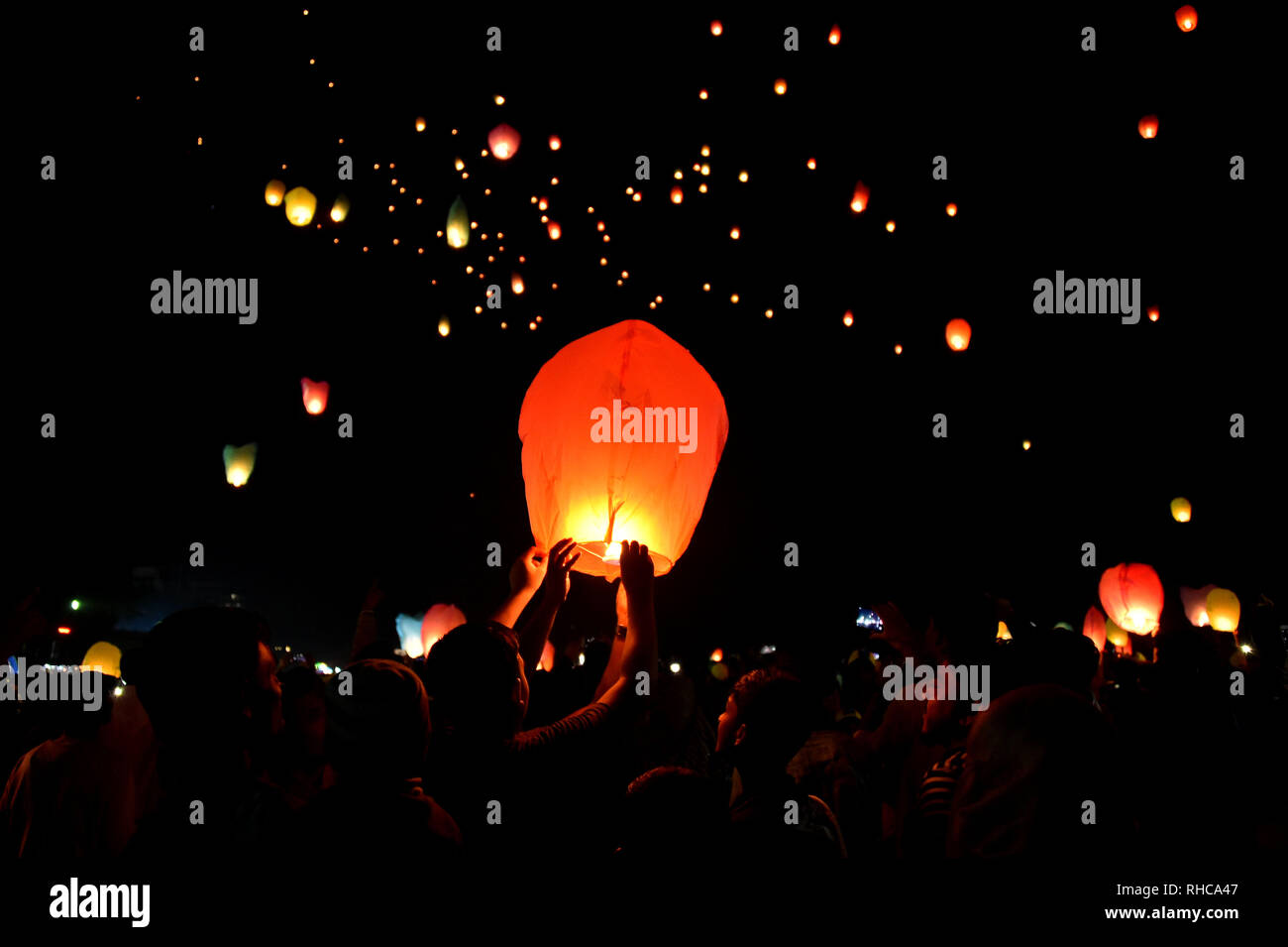 Cox's Bazar. 1st Feb, 2019. Sky lanterns are released during a two-day kite festival kicked off in Cox's Bazar in southeastern Bangladesh on Feb. 1, 2019. Credit: Stringer/Xinhua/Alamy Live News Stock Photo
