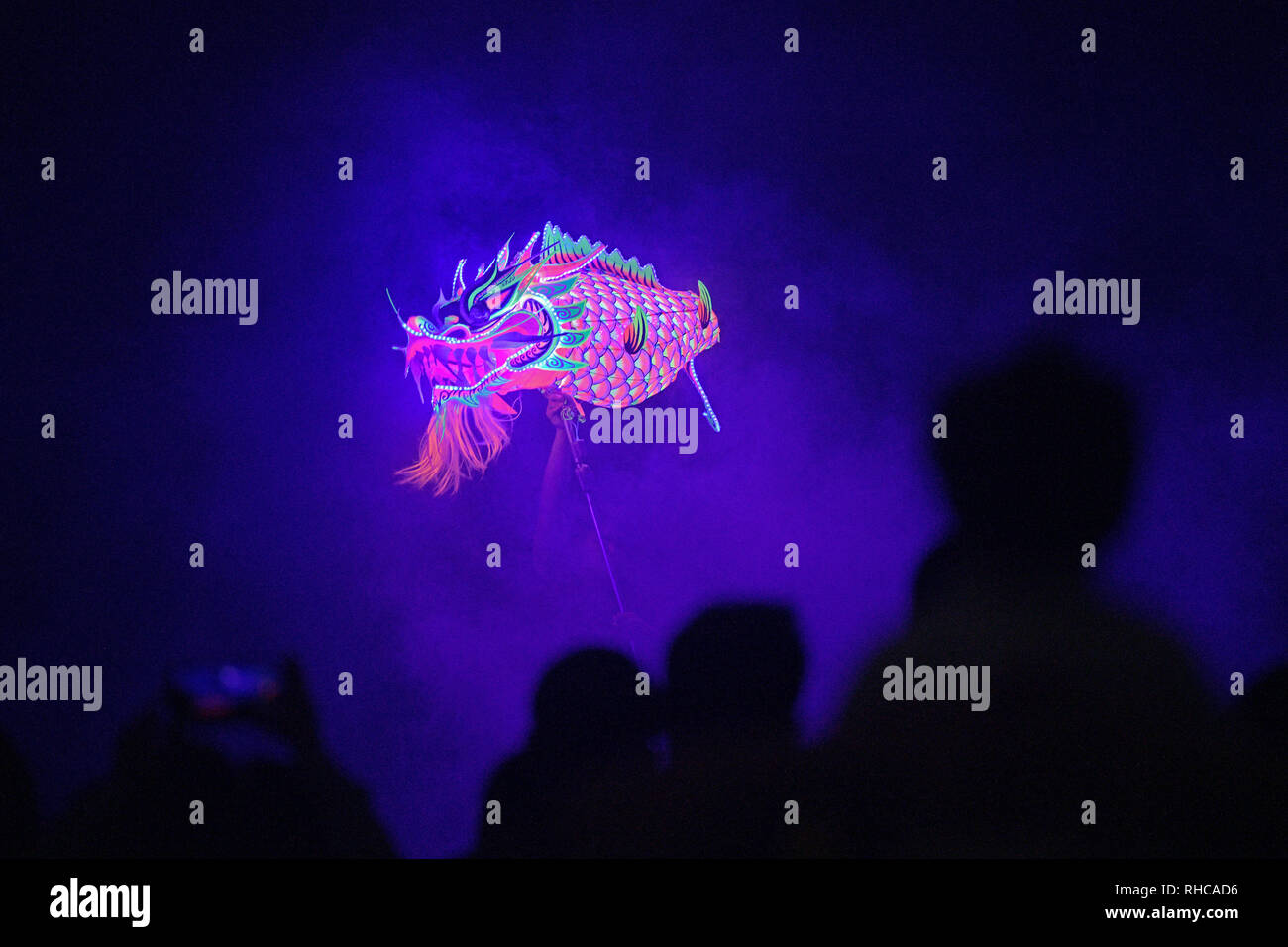 Dragons gate hires stock photography and images Alamy