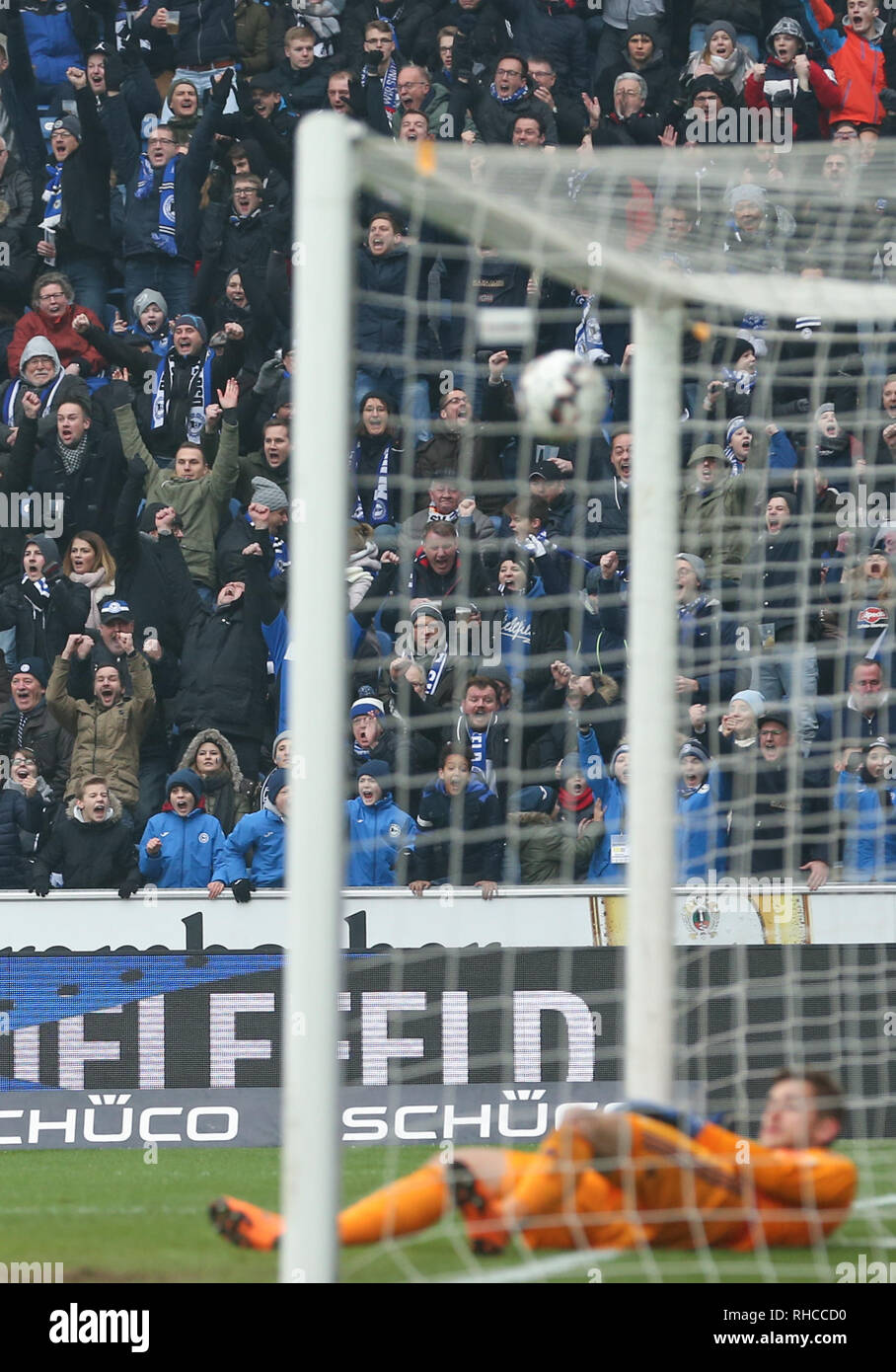 Max Kulke of Dresden runs with the ball during the 3. Liga match News  Photo - Getty Images