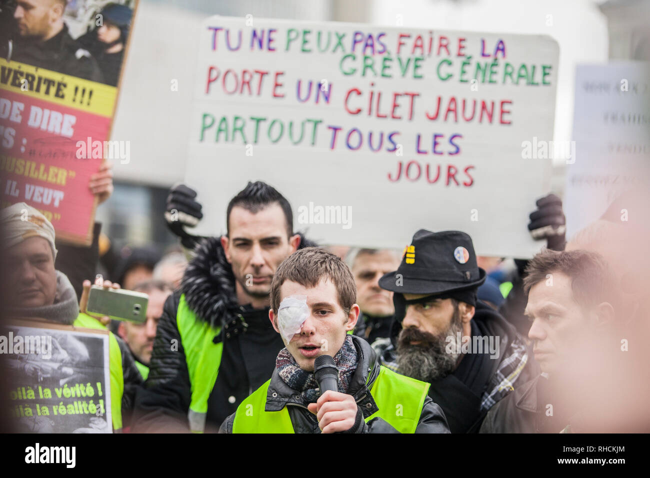 Gilet jaune marianne hi-res stock photography and images - Alamy