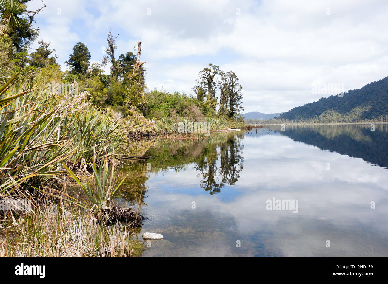 New Zealand lake South Island Stock Photo - Alamy