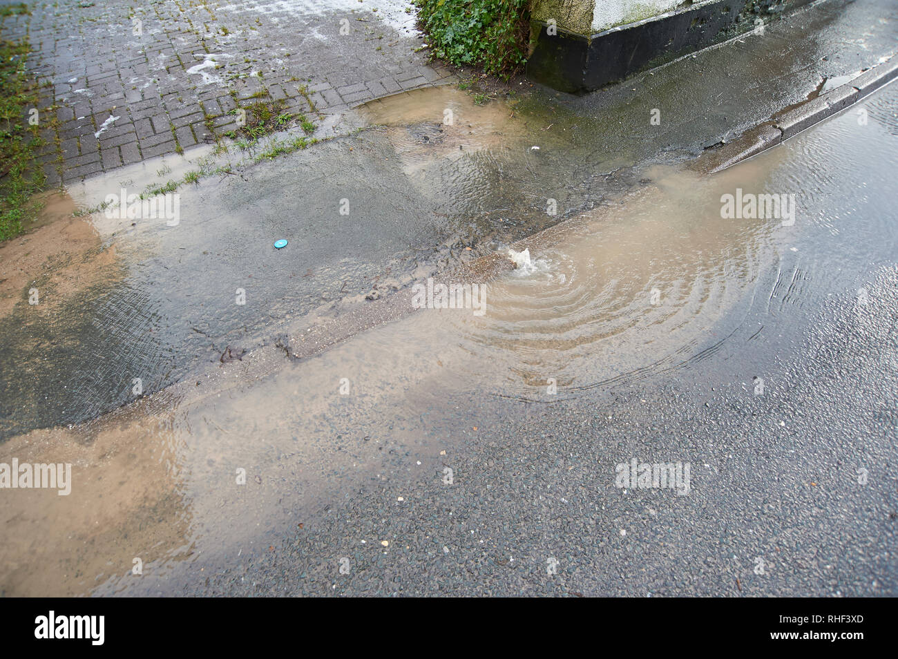 Ruptured pipeline hires stock photography and images Alamy